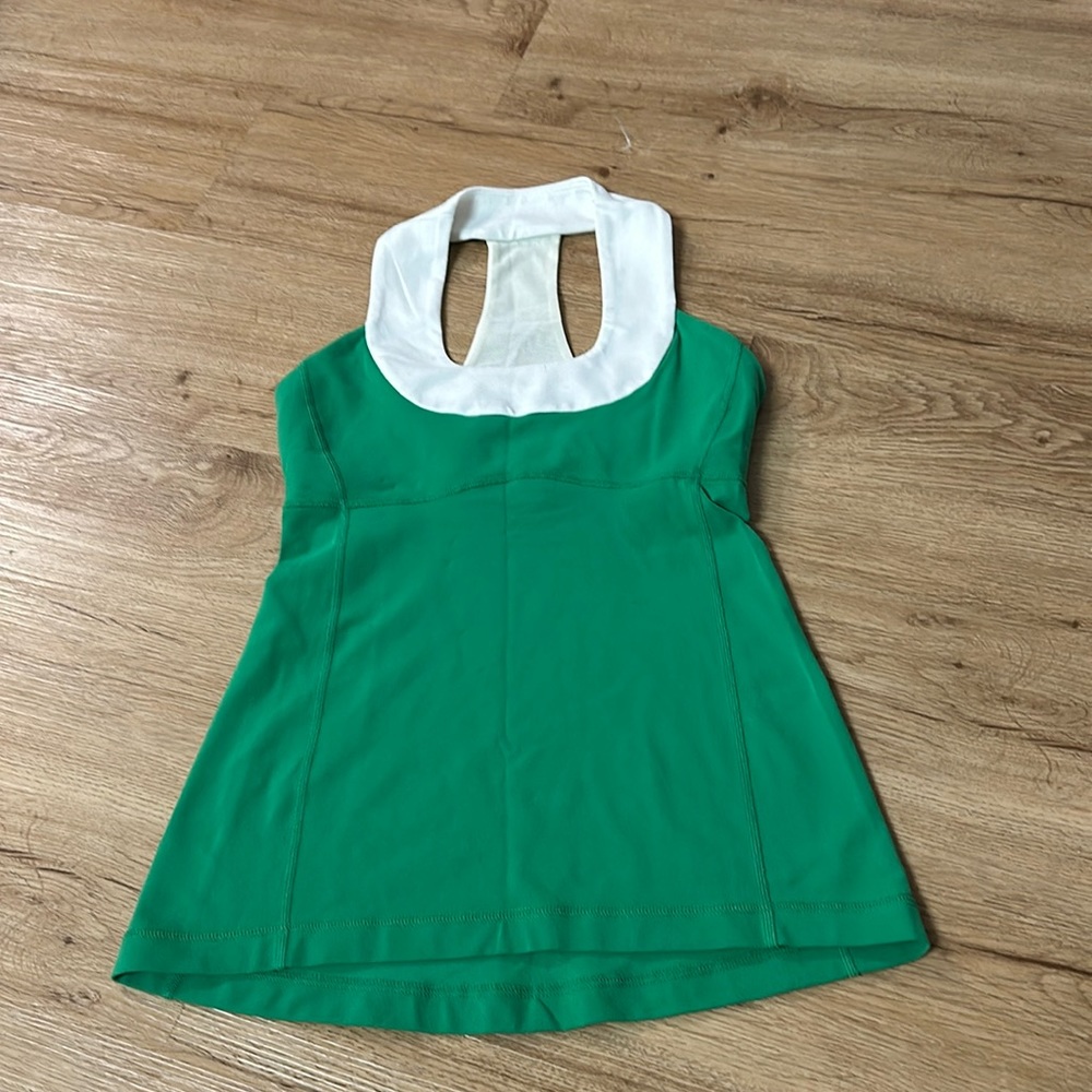 Lululemon tank top size 4